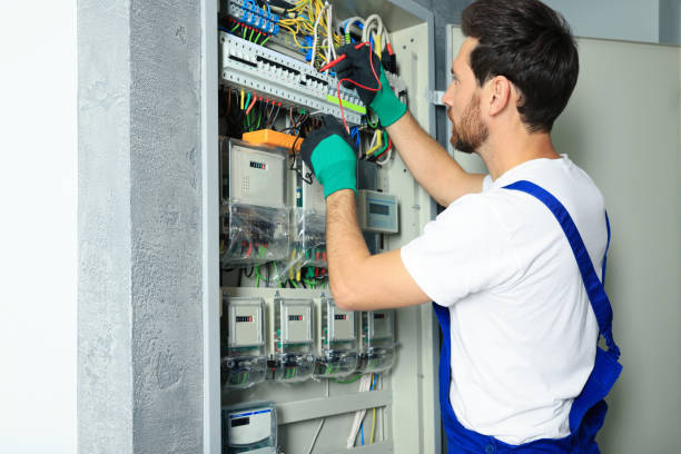 Best Electrical Outlet Repair  in Rockford, MI